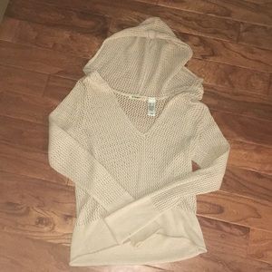 Big hooded sweater
